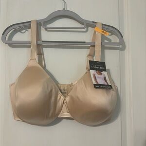 NWT, Bali underwire 38 DD tshirt bra. Brand new with tags.#bali #bra #38dd